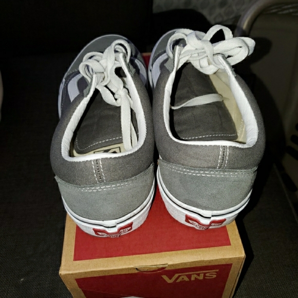 Old Skool Grey Vans - Picture 2 of 4